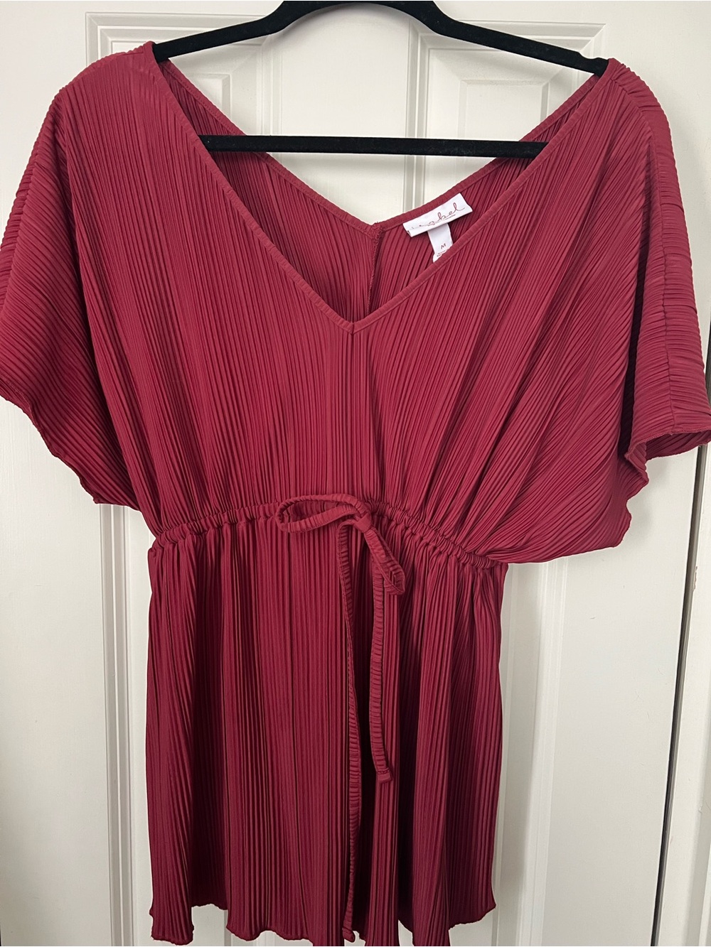 Pleated V-Neck Short Sleeve Blouse - Wine